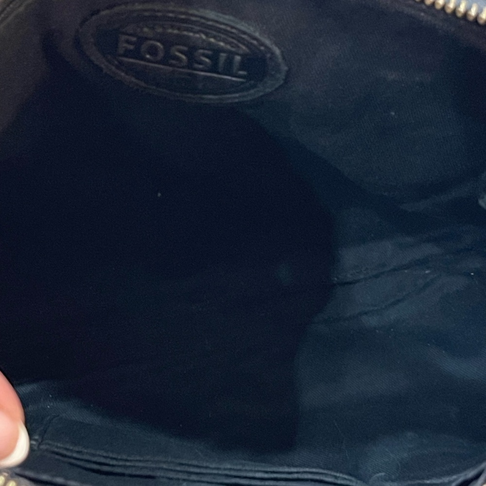 Fossil Elise black pebbled leather crossbody bag in nice condition nice size - Picture 8 of 13